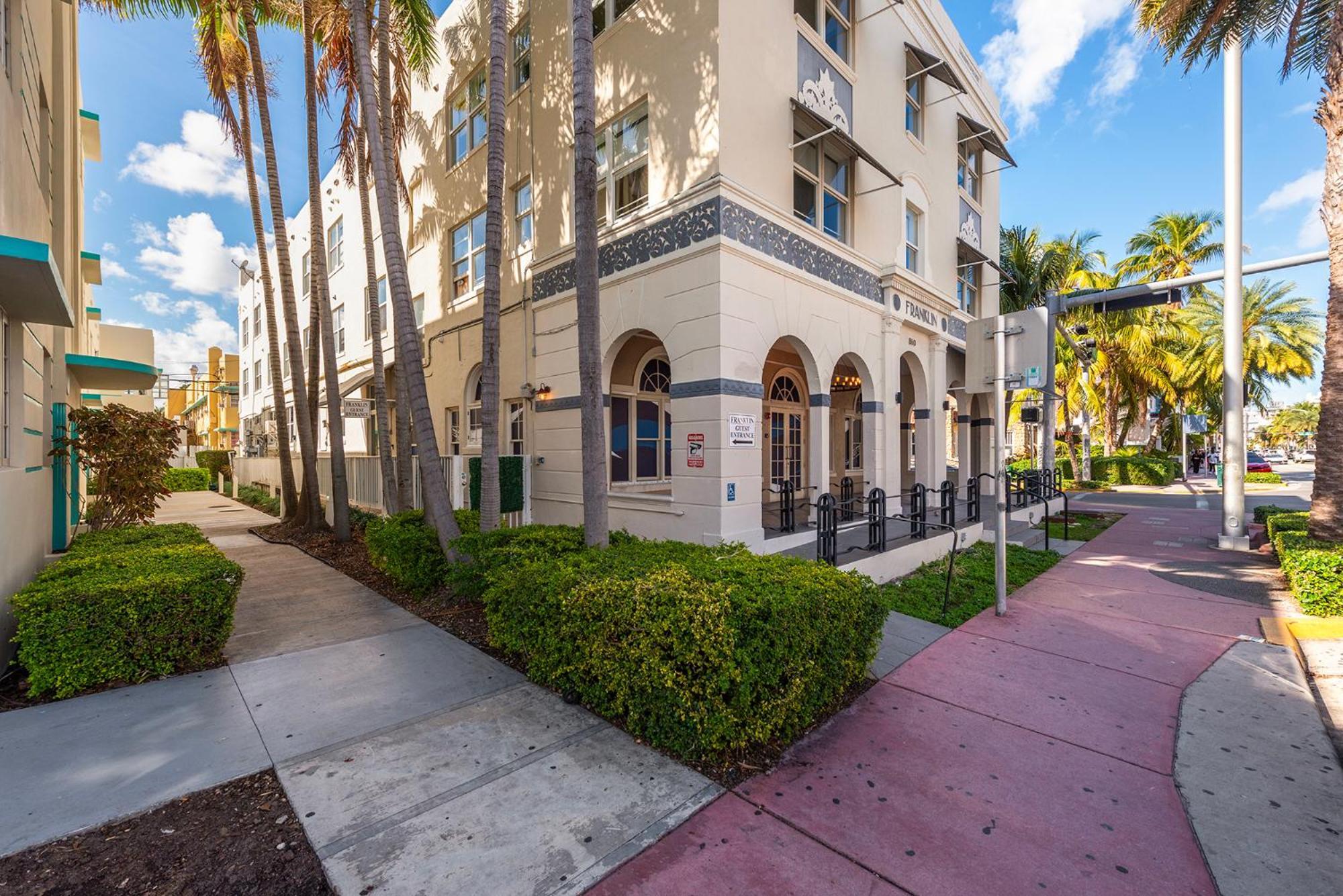 Luxuri Suites Miami Beach Extérieur photo